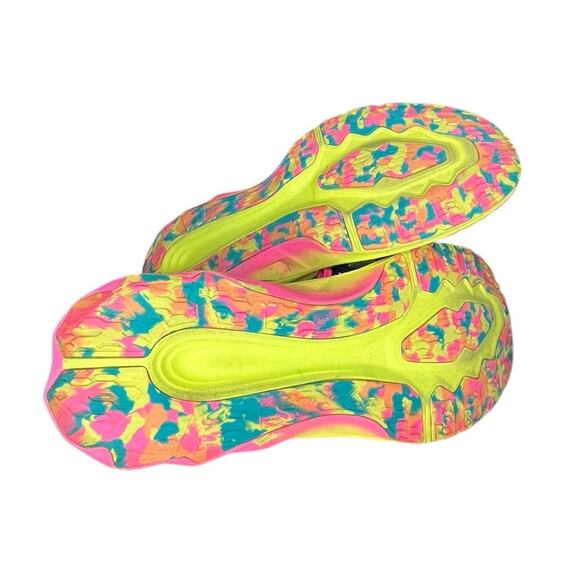 Womens ASICS NOVABLAST Running Shoes Size 10 Hot Pink Sour Yuzu - Picture 5 of 6